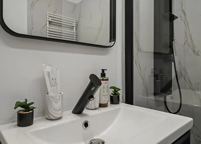 Bucharest Central Apartment